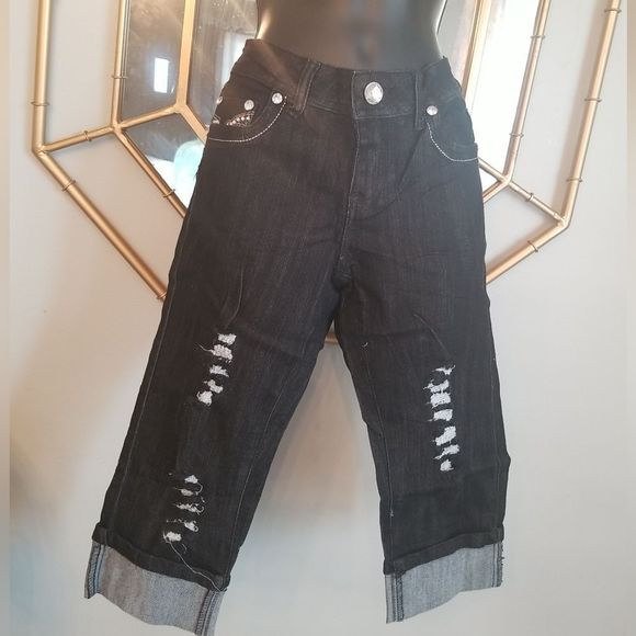 Bon.Jeans Premium Denim High Rise Cuffed Black Distressed Capri Jean's NWT - Picture 2 of 13